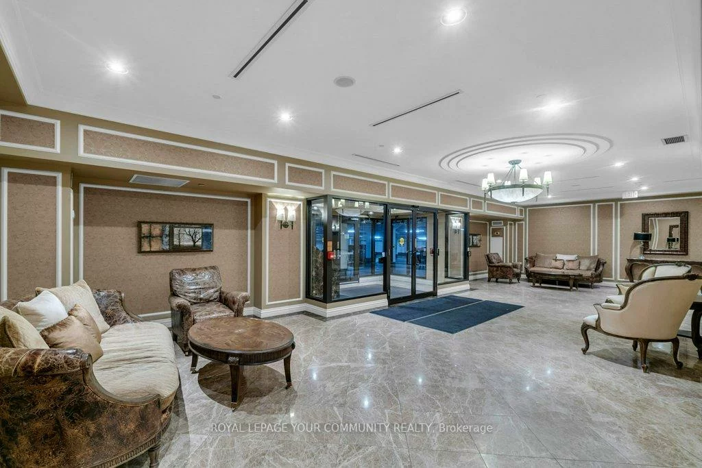 9235, Jane, Maple, Vaughan