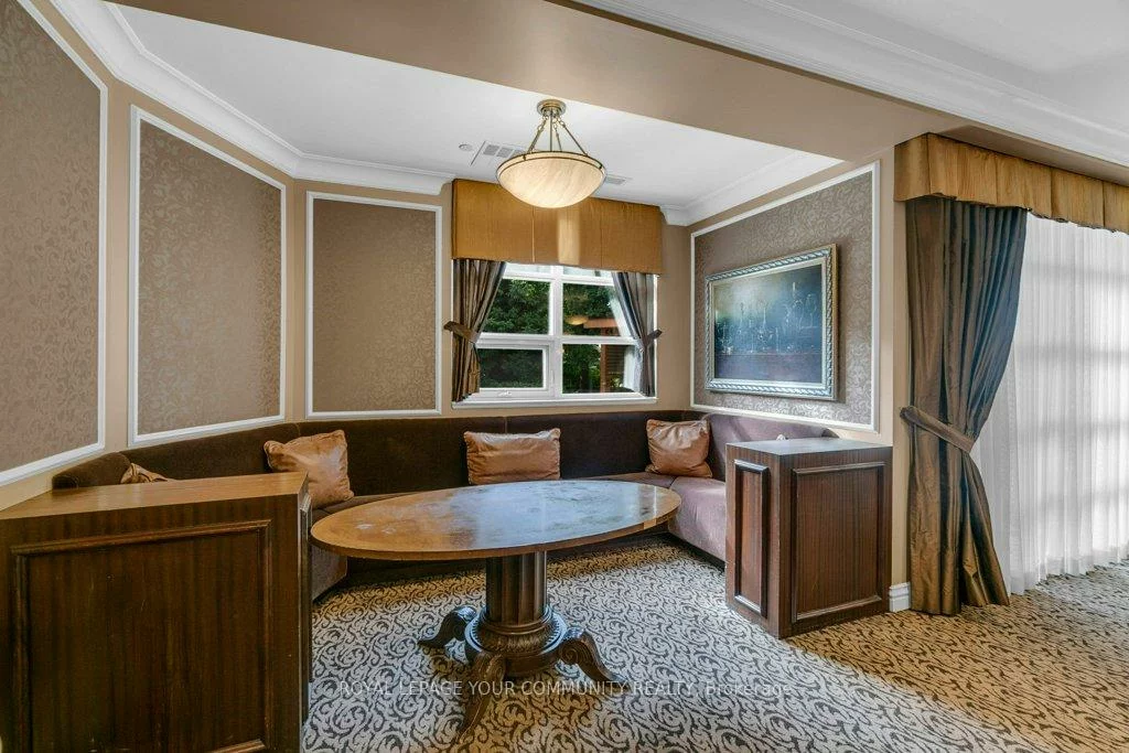 9235, Jane, Maple, Vaughan