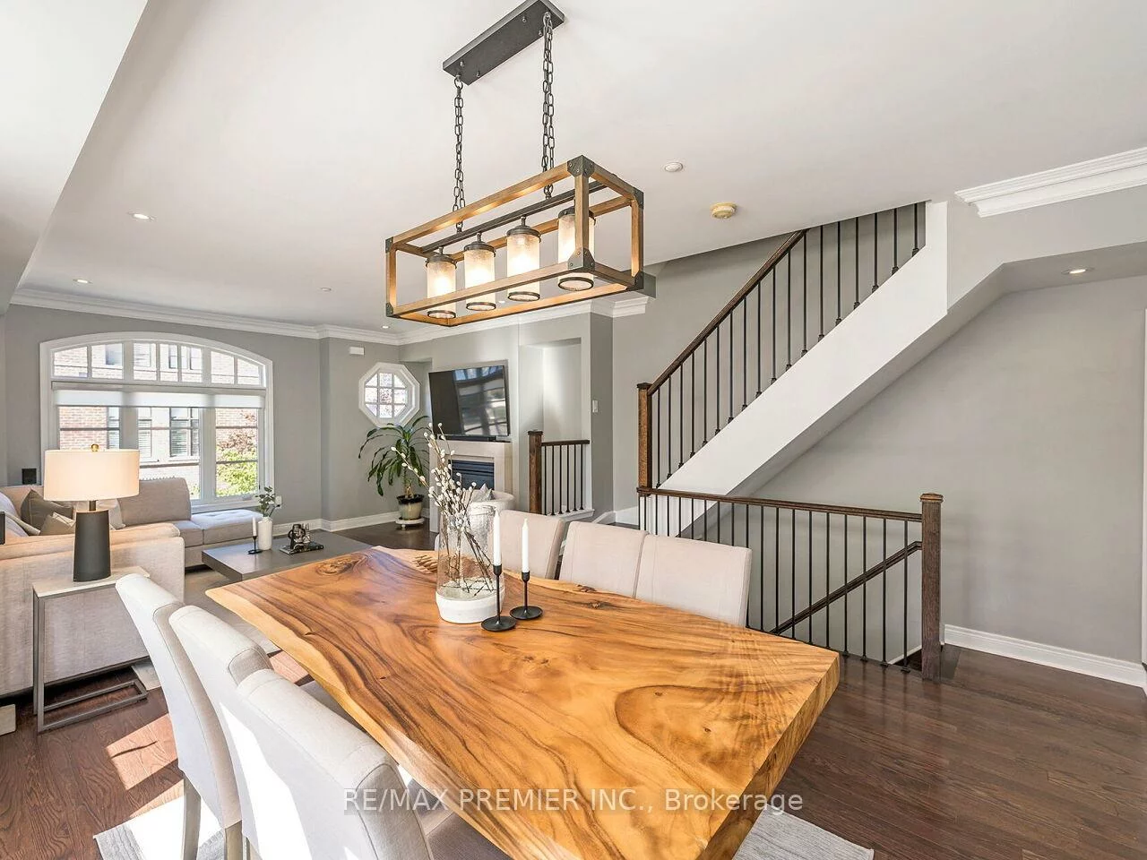 1, Powseland, West Woodbridge, Vaughan