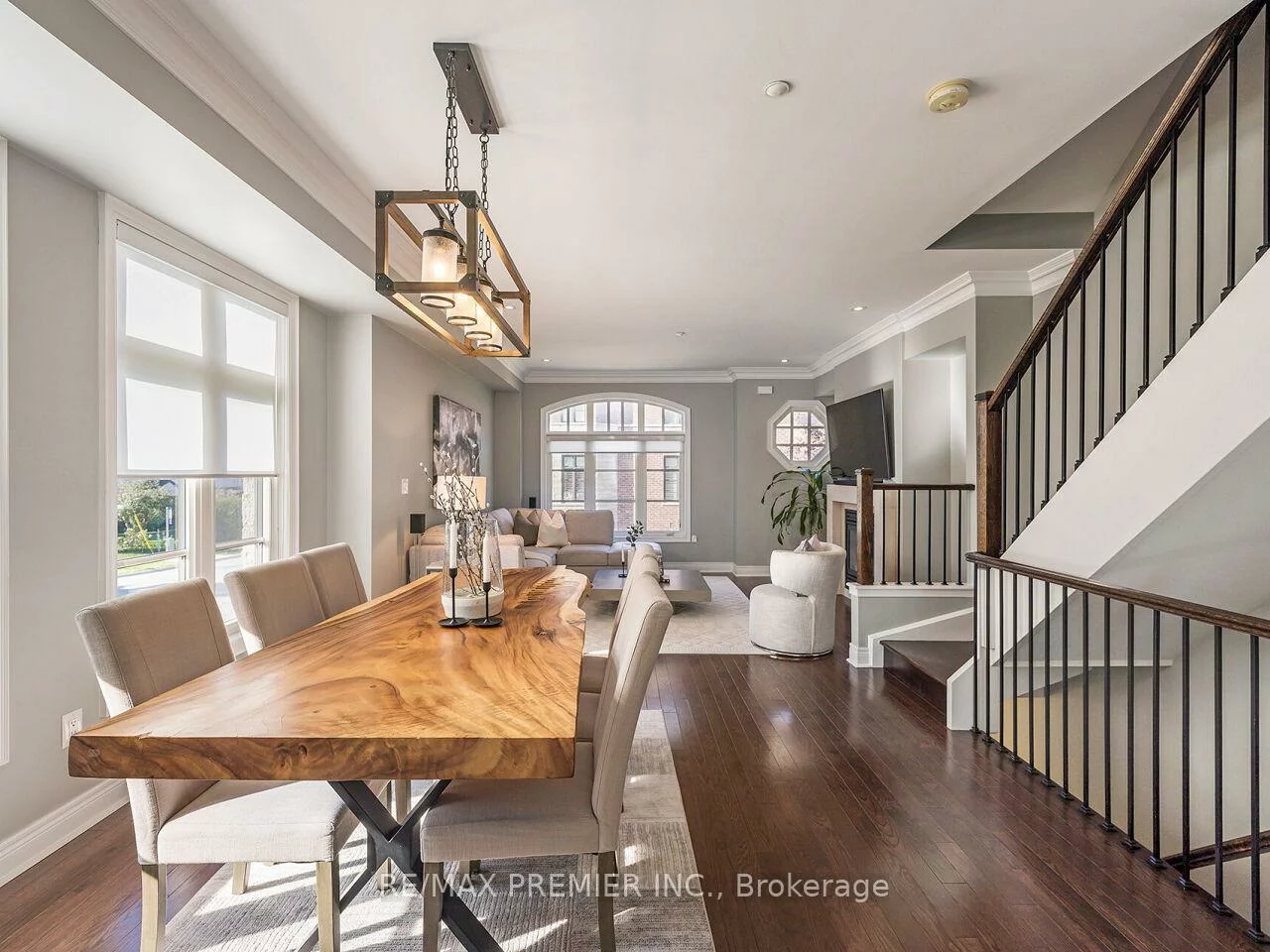 1, Powseland, West Woodbridge, Vaughan
