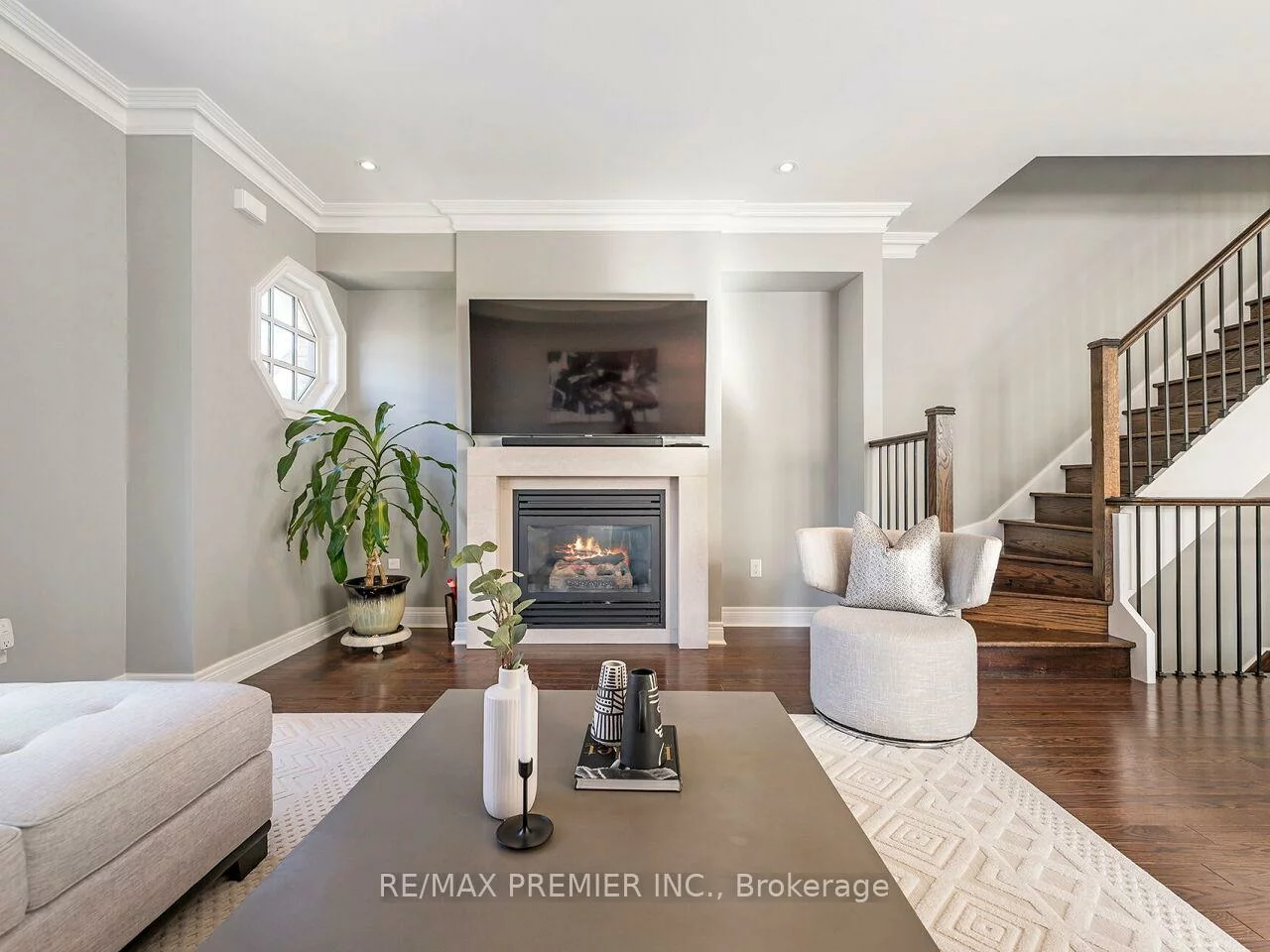 1, Powseland, West Woodbridge, Vaughan