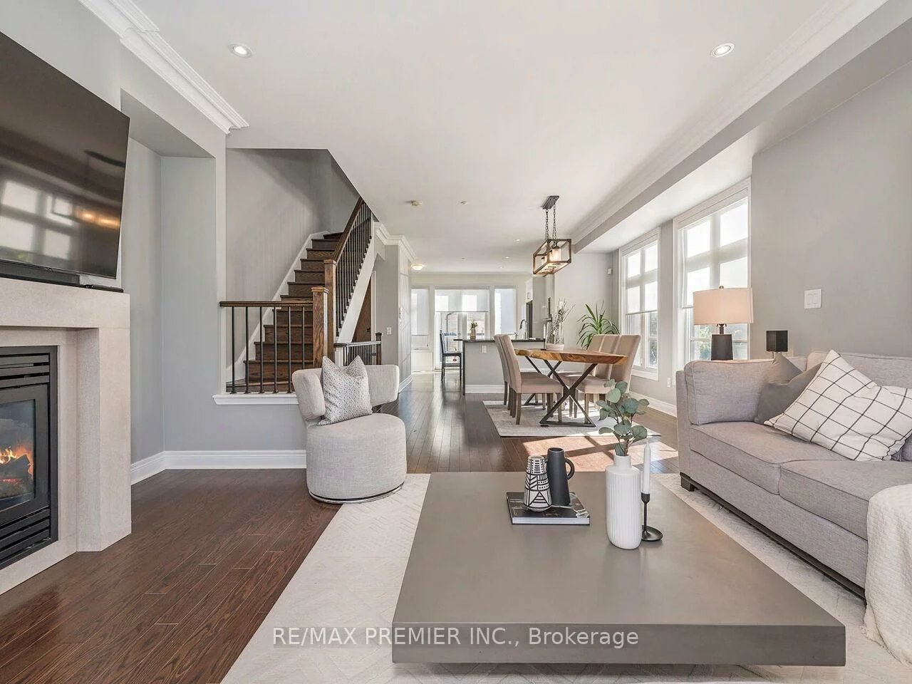 1, Powseland, West Woodbridge, Vaughan