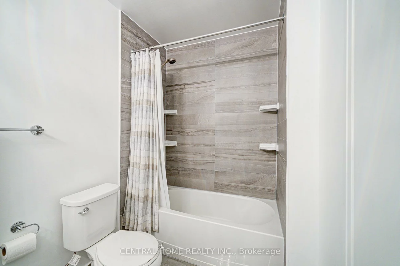 2910, Highway 7, Concord, Vaughan