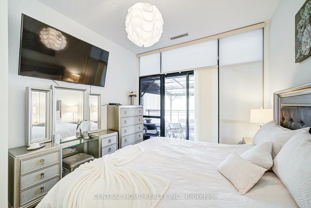 2910, Highway 7, Concord, Vaughan