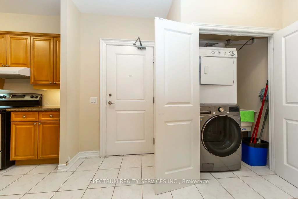 9519, Keele, Concord, Vaughan