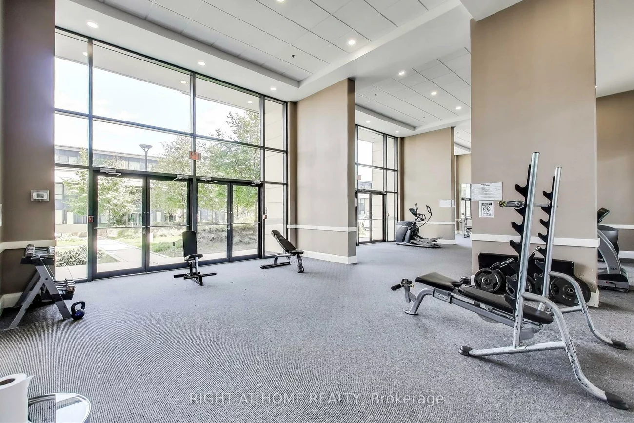 12, Woodstream, Vaughan Grove, Vaughan