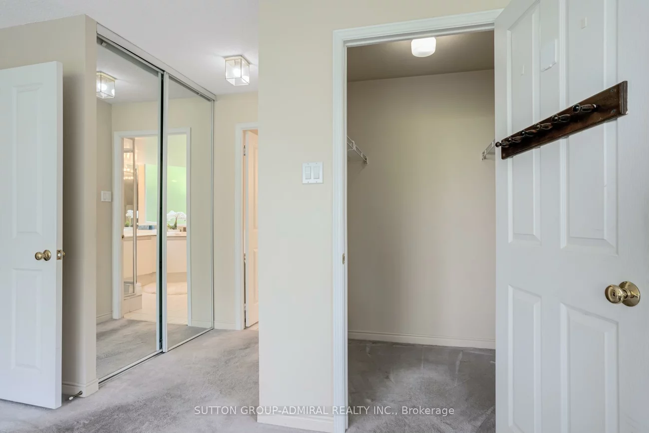 7250, Yonge, Crestwood-Springfarm-Yorkhill, Vaughan