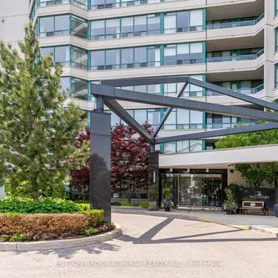 7250, Yonge, Crestwood-Springfarm-Yorkhill, Vaughan