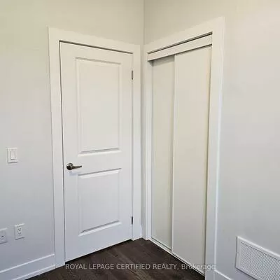 9560, Islington, Sonoma Heights, Vaughan