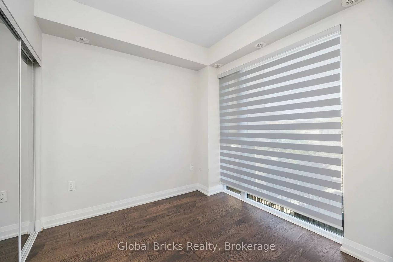 5309, Highway 7, Vaughan Grove, Vaughan