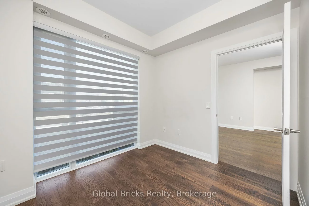 5309, Highway 7, Vaughan Grove, Vaughan
