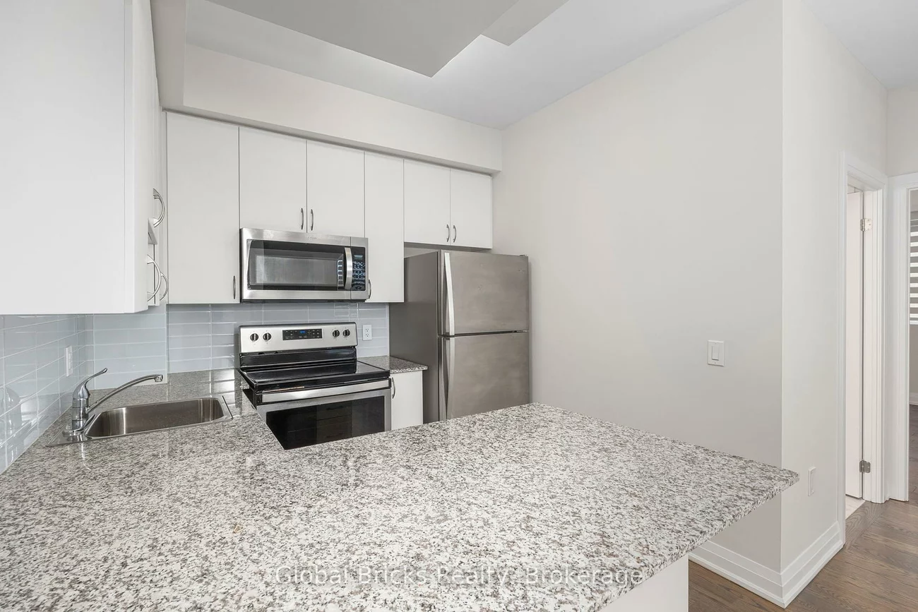 5309, Highway 7, Vaughan Grove, Vaughan