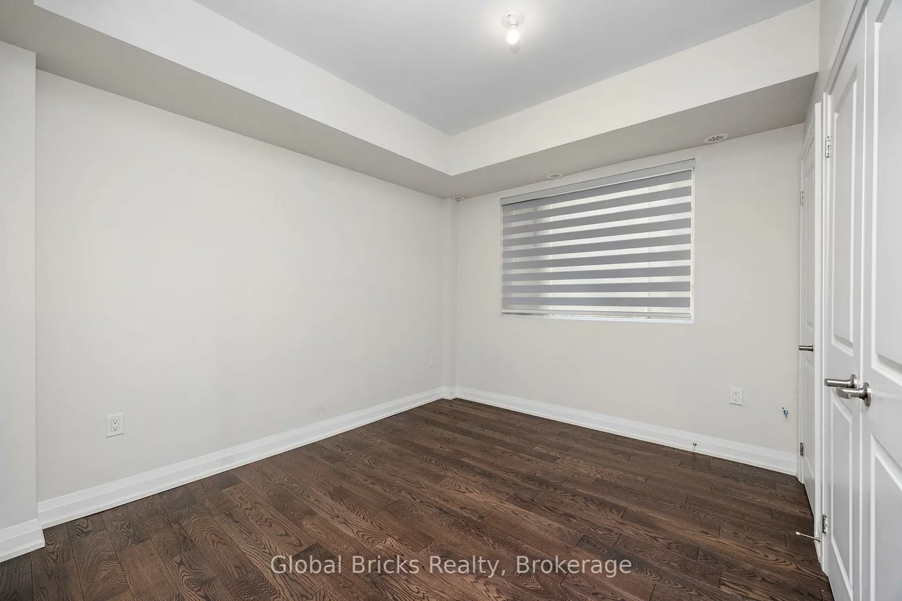 5309, Highway 7, Vaughan Grove, Vaughan