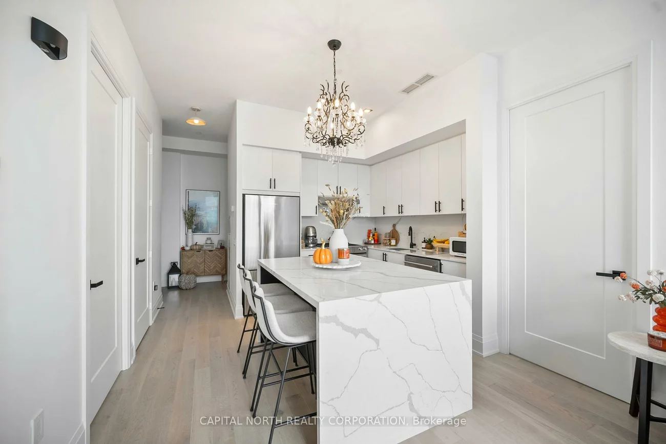 9000, Jane, Vellore Village, Vaughan