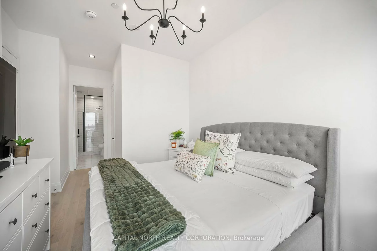 9000, Jane, Vellore Village, Vaughan