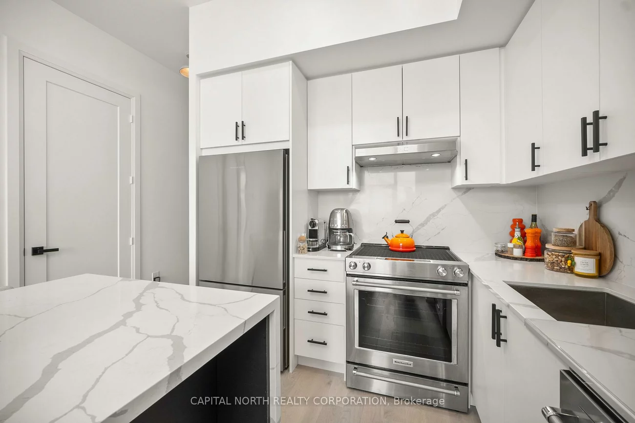 9000, Jane, Vellore Village, Vaughan