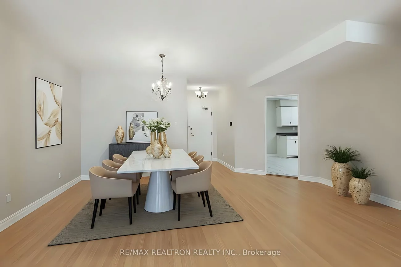 333, Clark, Crestwood-Springfarm-Yorkhill, Vaughan