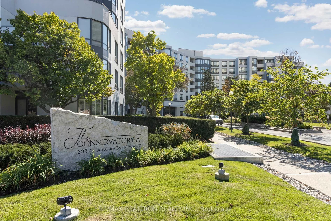 333, Clark, Crestwood-Springfarm-Yorkhill, Vaughan