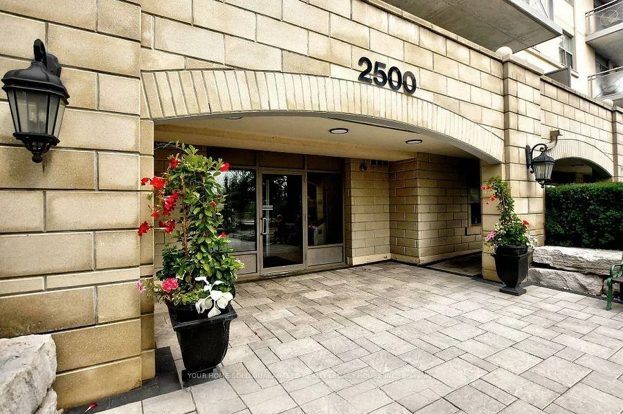 2500, Rutherford, Maple, Vaughan