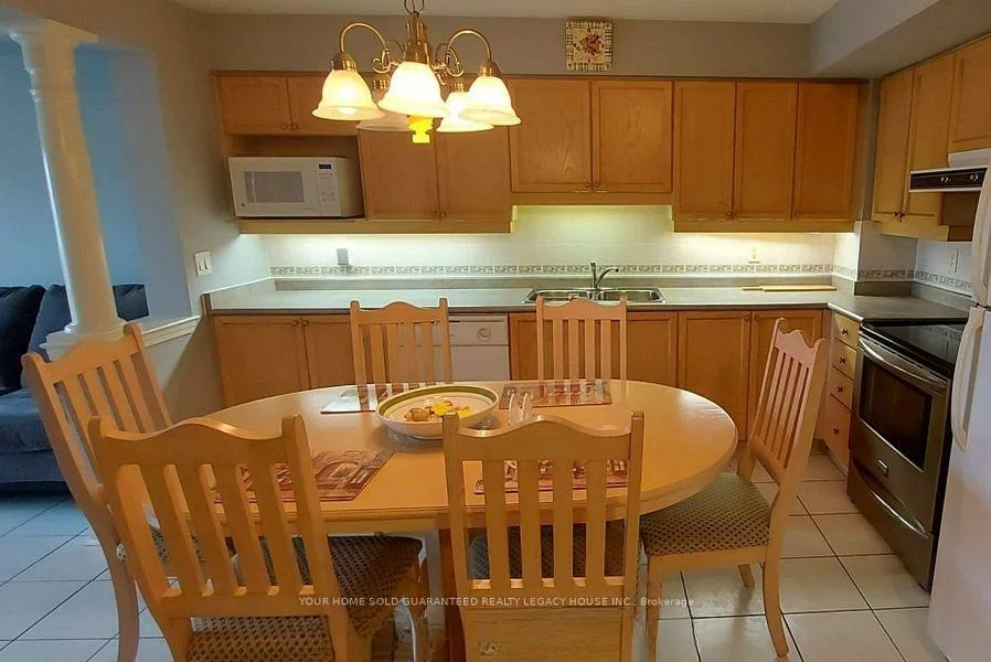 2500, Rutherford, Maple, Vaughan