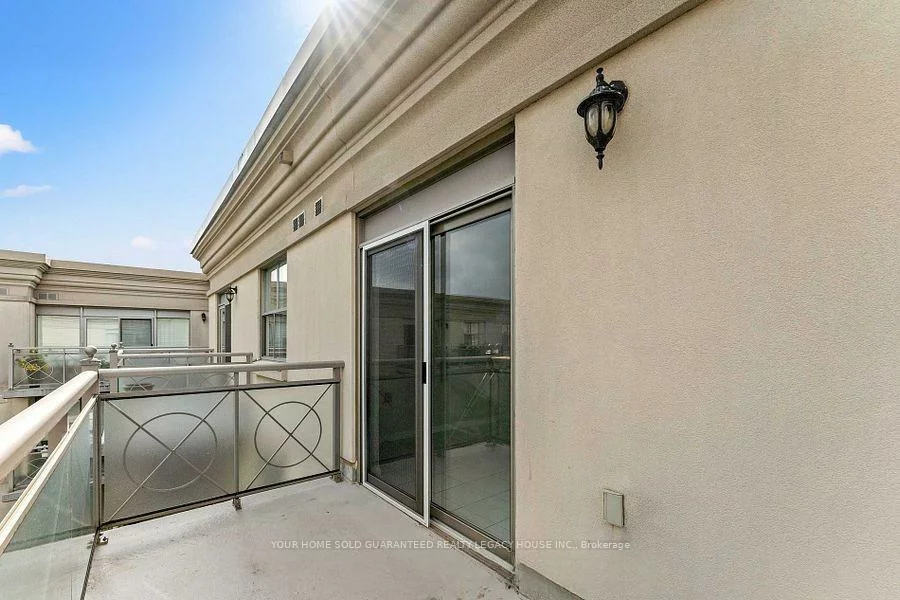 2500, Rutherford, Maple, Vaughan