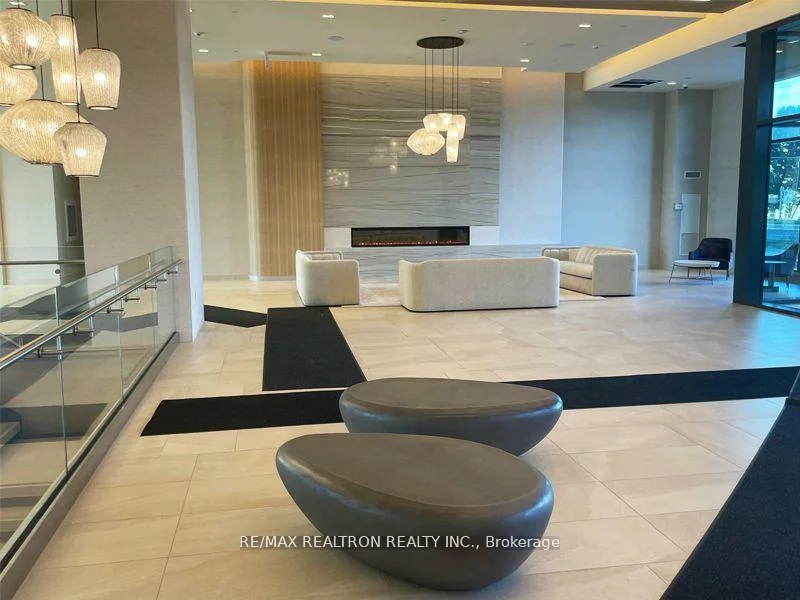 8960, Jane, Vellore Village, Vaughan
