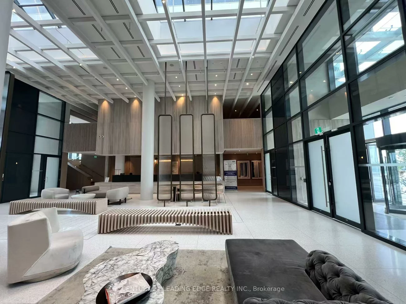 225, Commerce, Vaughan Corporate Centre, Vaughan