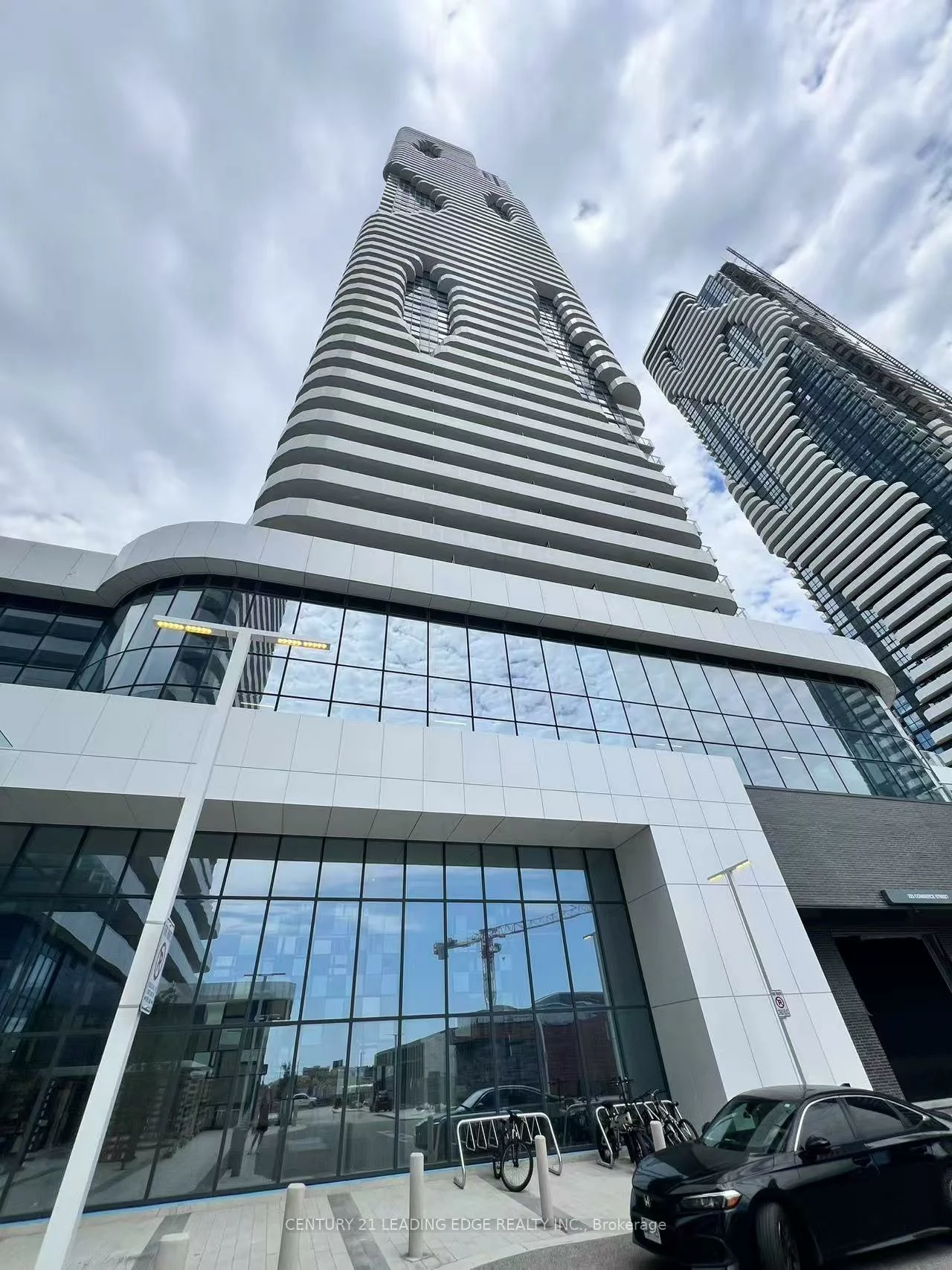225, Commerce, Vaughan Corporate Centre, Vaughan