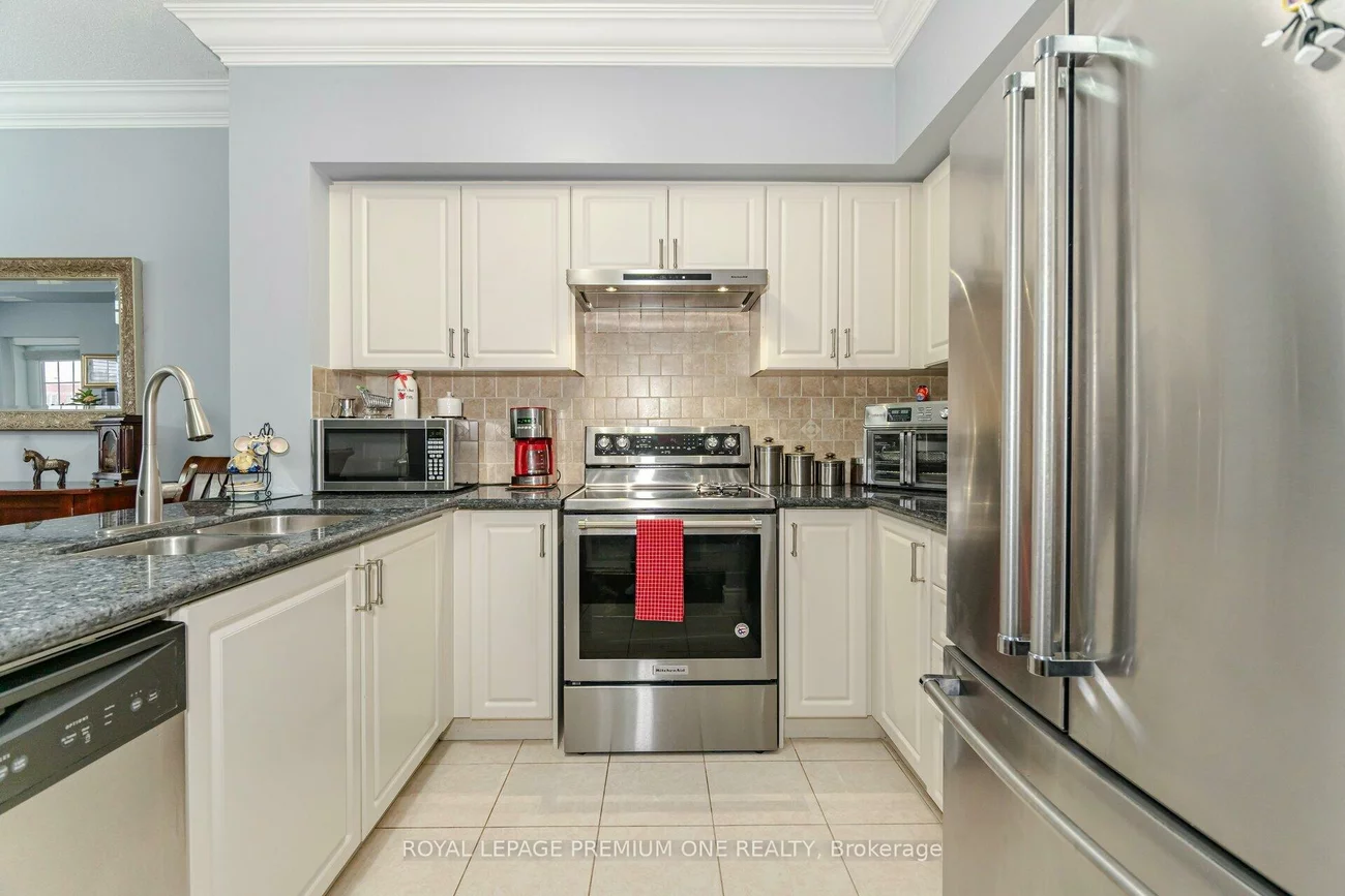 9451, Jane, Maple, Vaughan