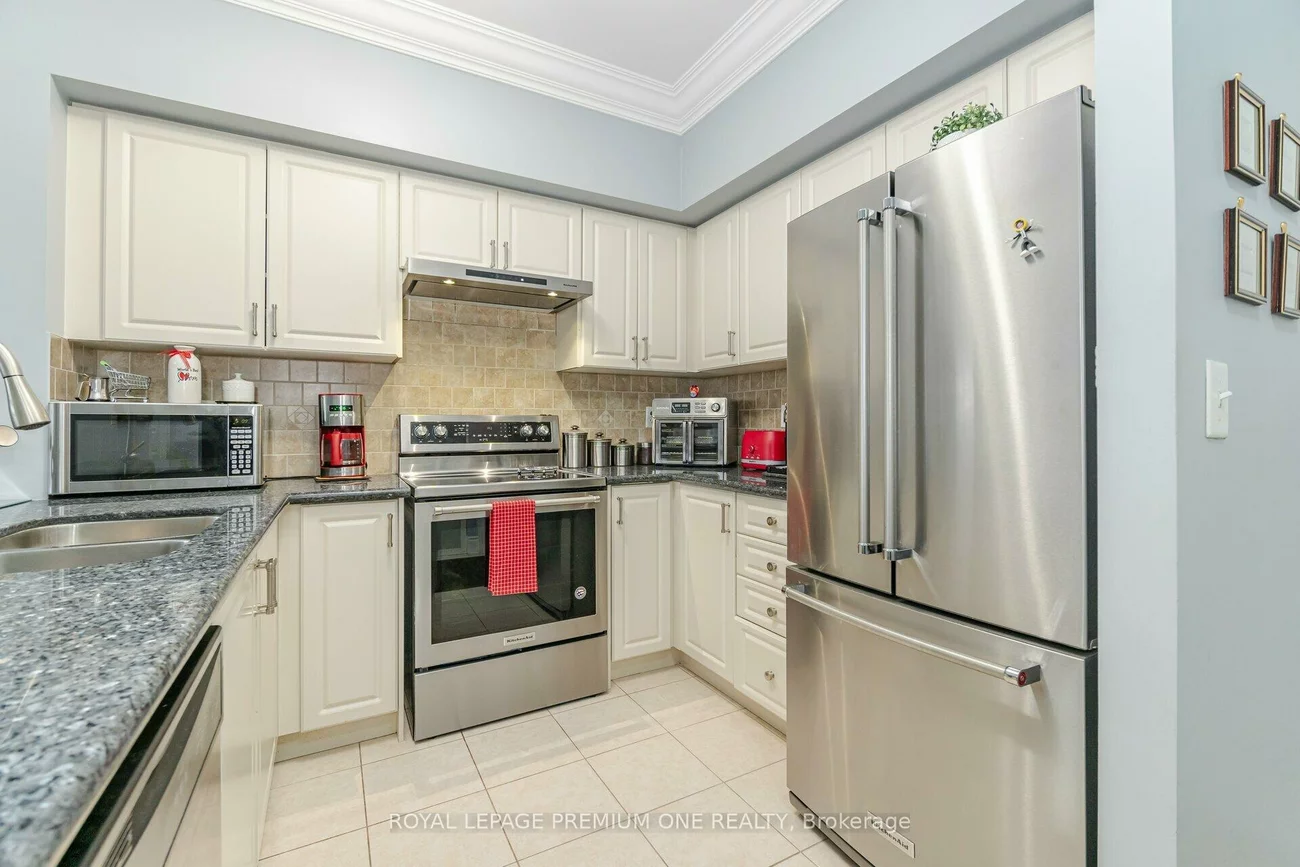 9451, Jane, Maple, Vaughan