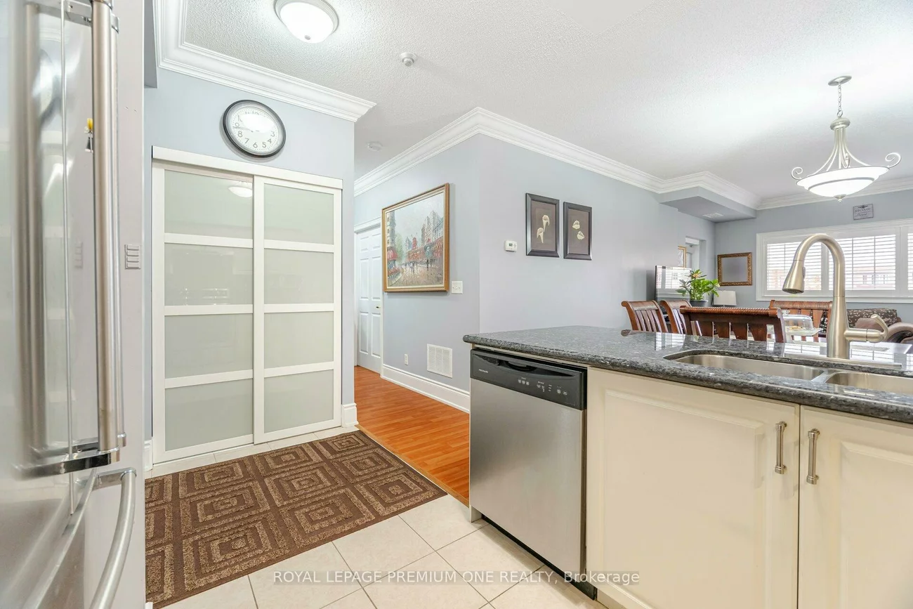 9451, Jane, Maple, Vaughan