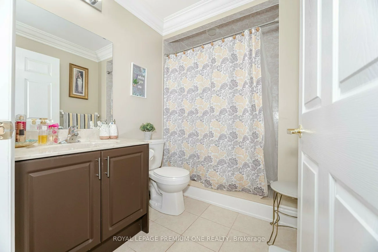 9451, Jane, Maple, Vaughan
