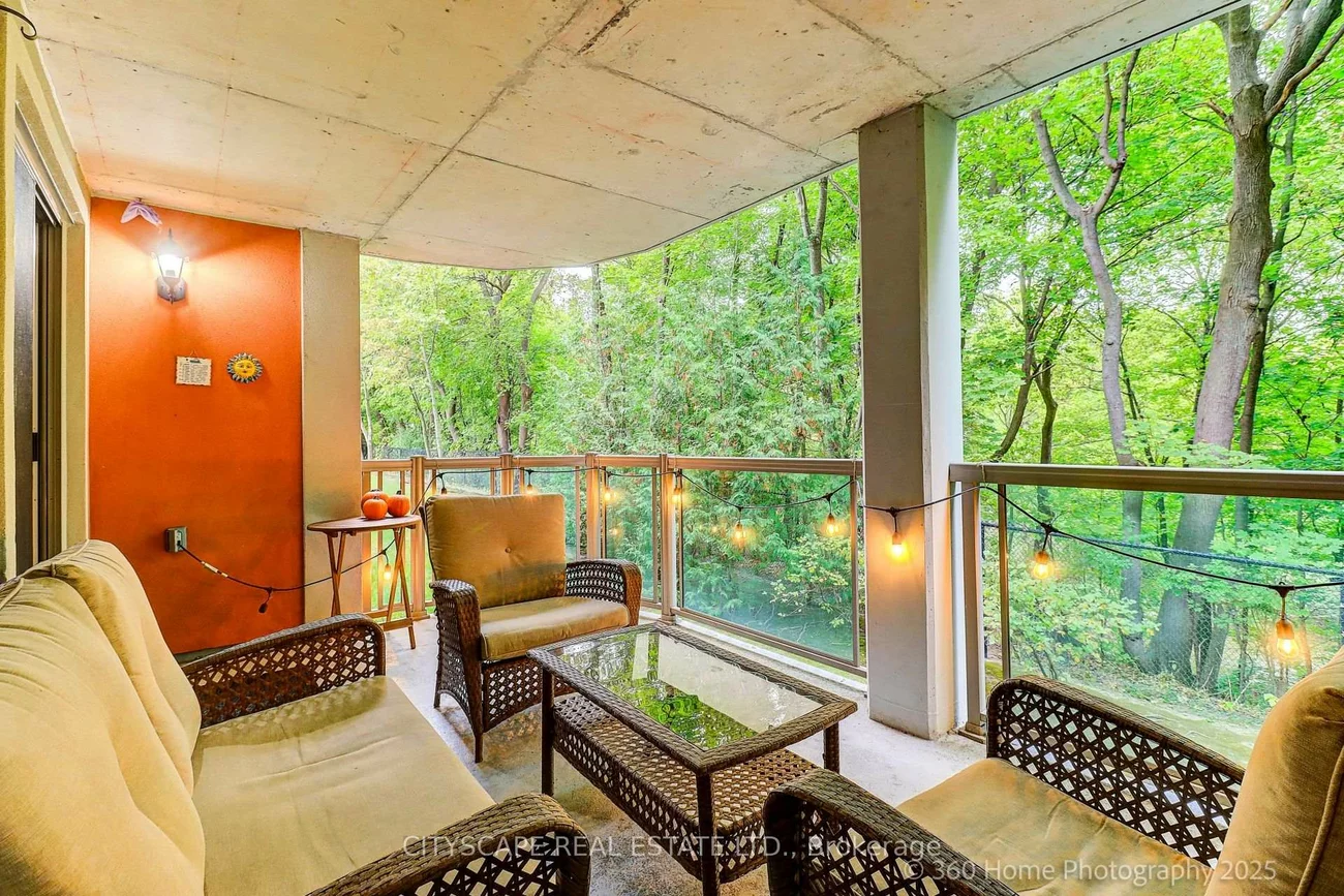 245, Pine Grove, Islington Woods, Vaughan