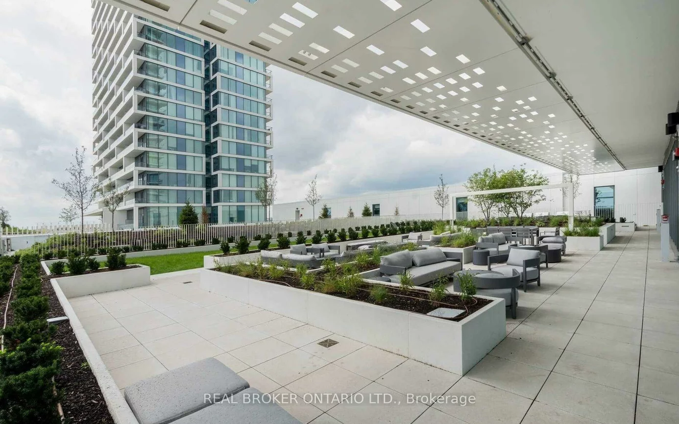 950, Portage, Vaughan Corporate Centre, Vaughan