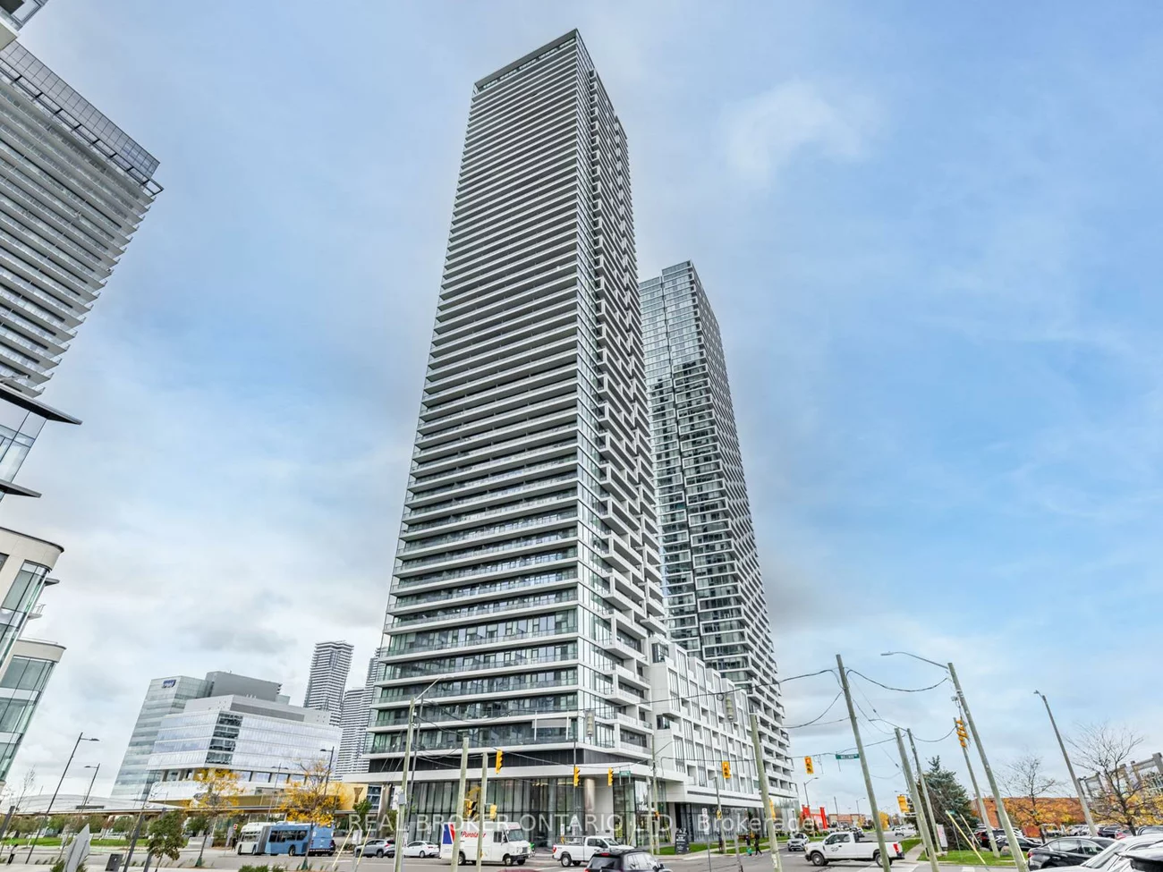 950, Portage, Vaughan Corporate Centre, Vaughan