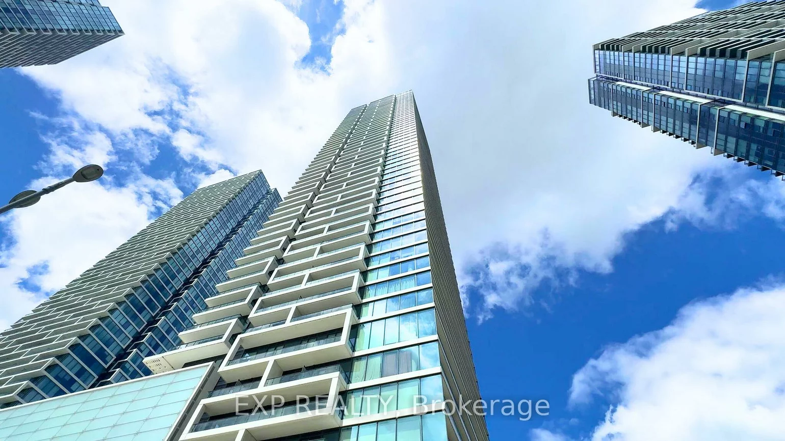 950, Portage, Vaughan Corporate Centre, Vaughan