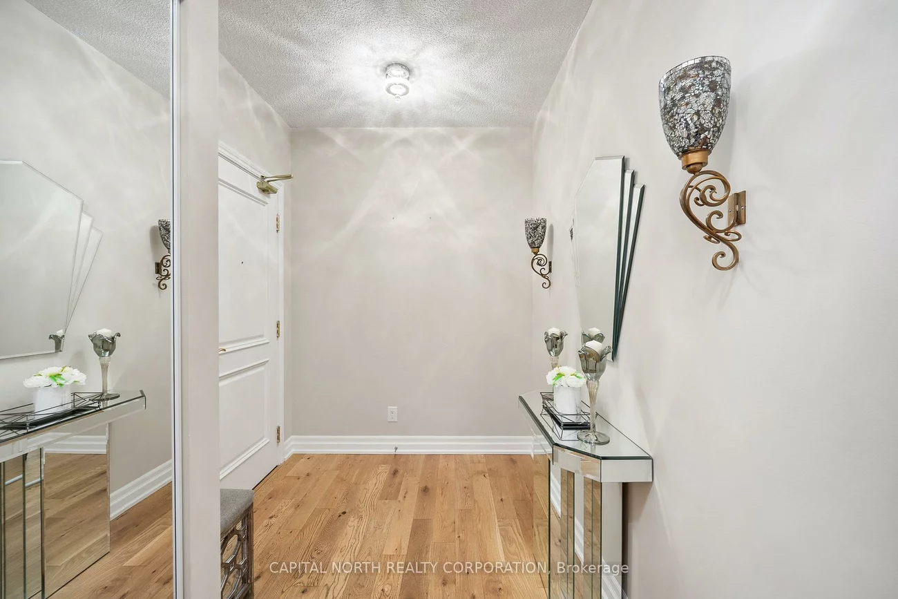 9245, Jane, Maple, Vaughan
