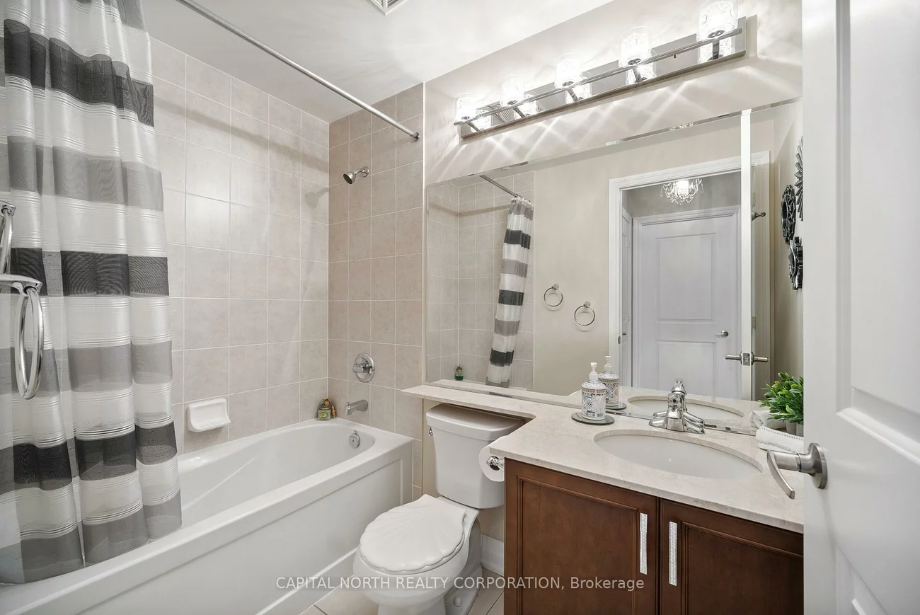 9245, Jane, Maple, Vaughan