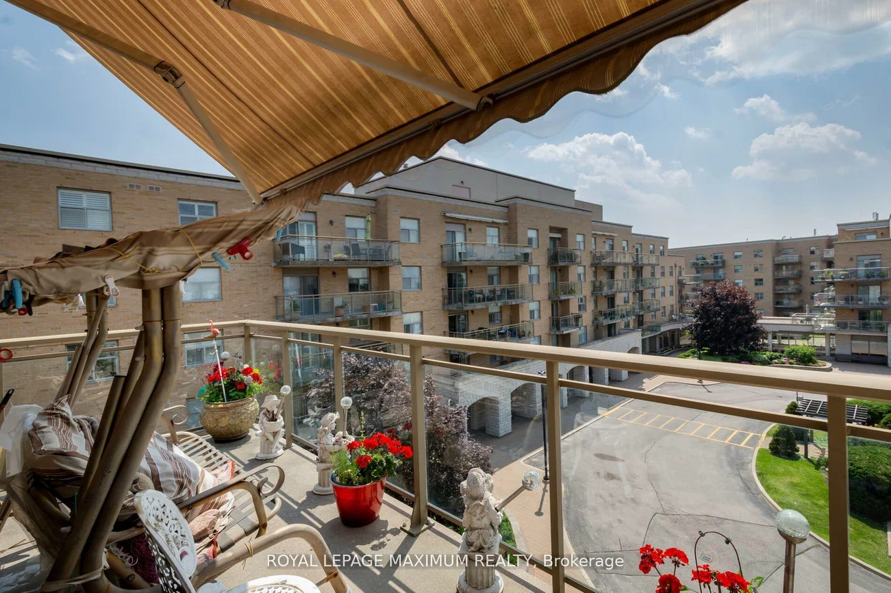 2506, Rutherford, Maple, Vaughan