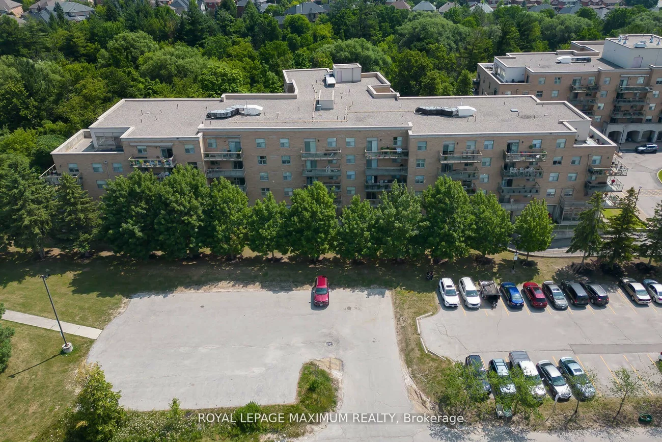 2506, Rutherford, Maple, Vaughan