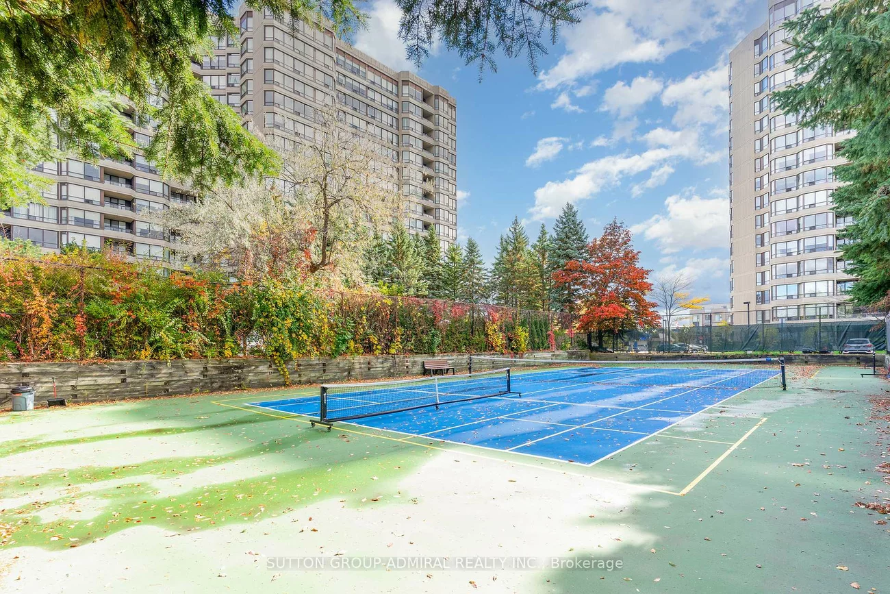 7440, Bathurst, Brownridge, Vaughan