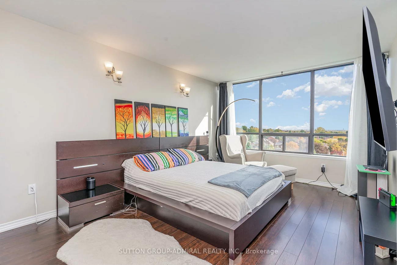 7440, Bathurst, Brownridge, Vaughan