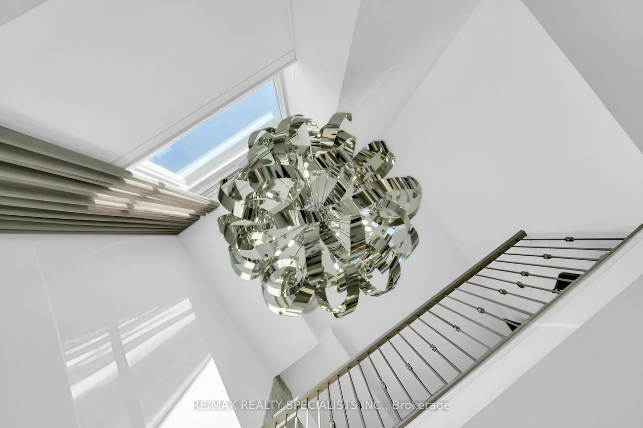 24, Woodstream, Vaughan Grove, Vaughan