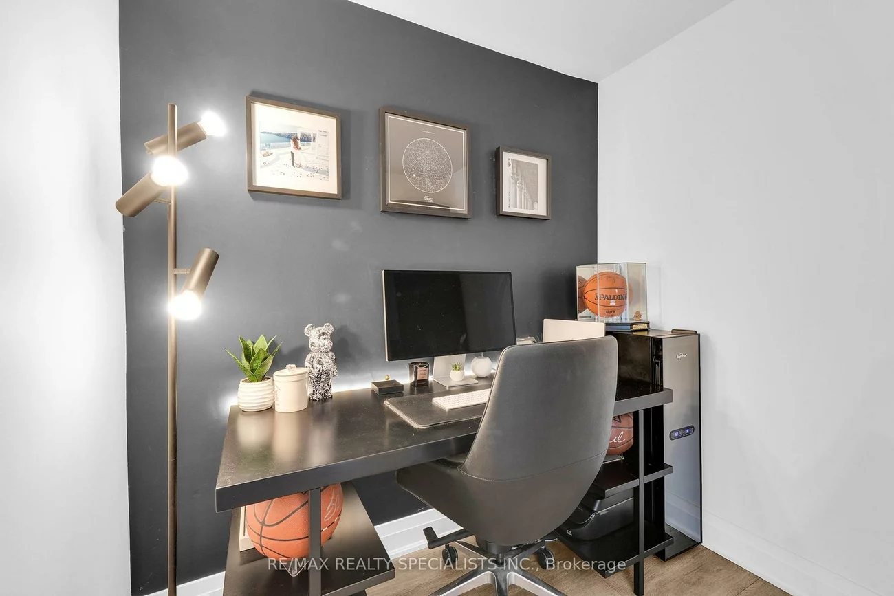 24, Woodstream, Vaughan Grove, Vaughan