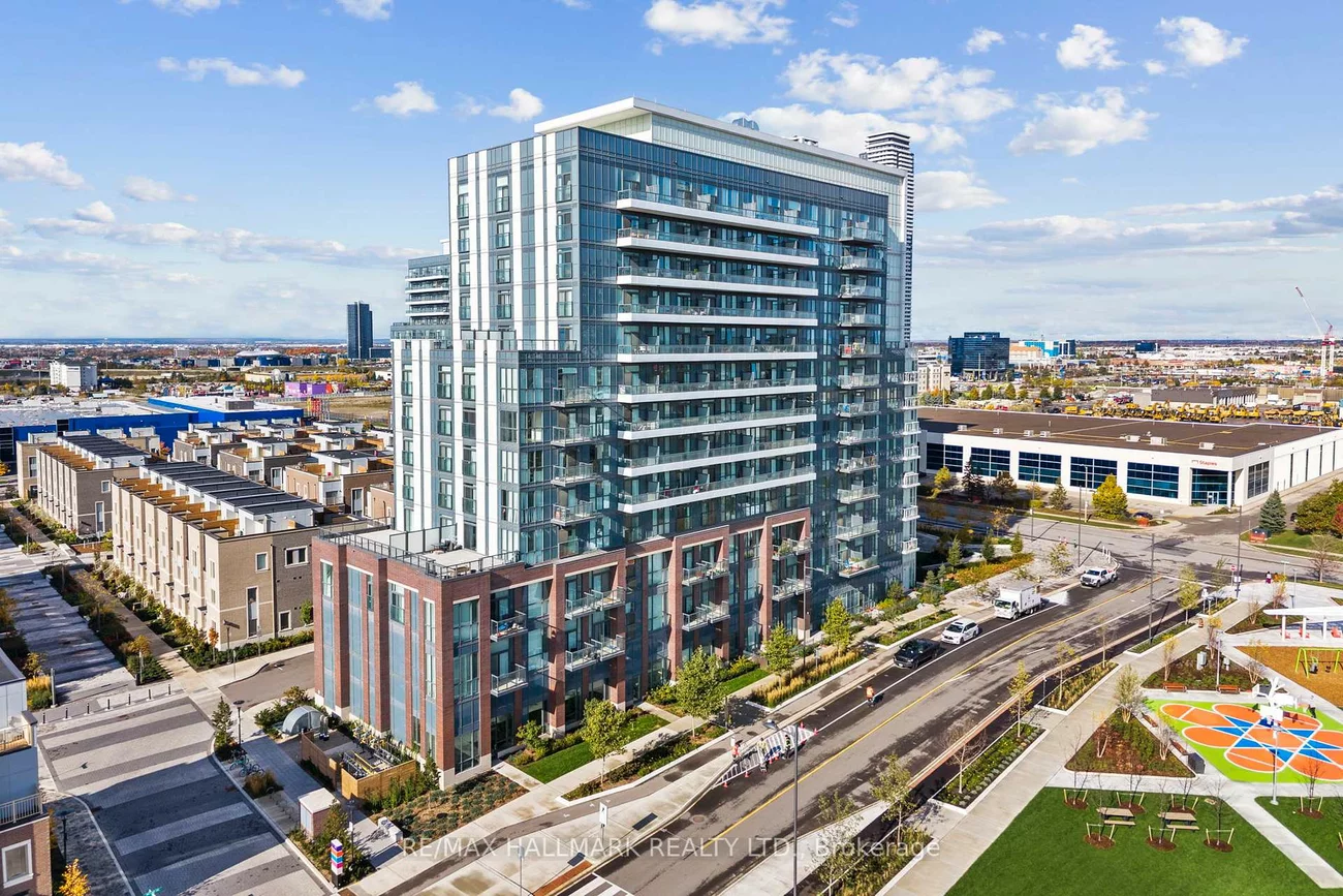 60, Honeycrisp, Vaughan Corporate Centre, Vaughan