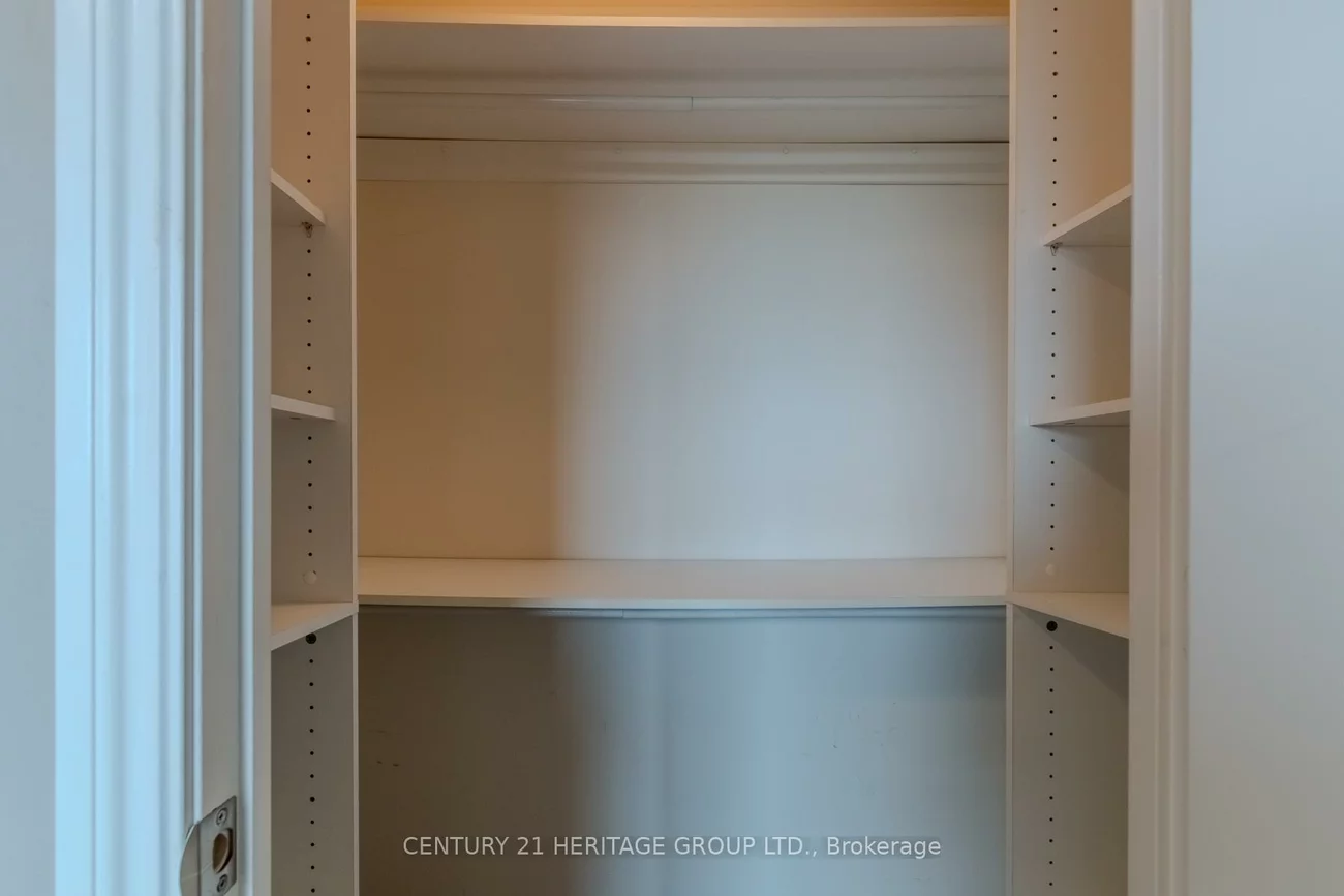 9245, Jane, Maple, Vaughan