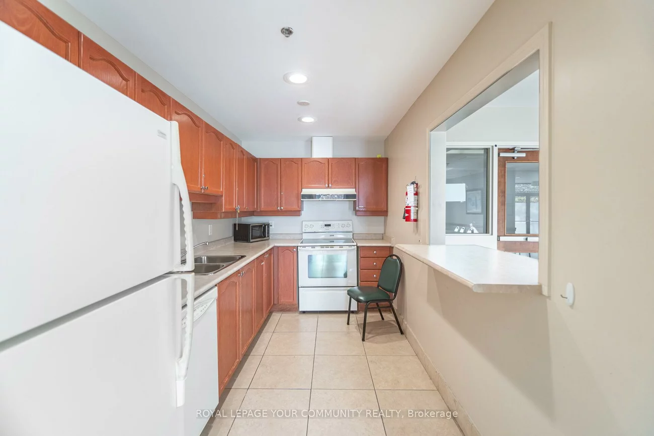 2500, Rutherford, Maple, Vaughan