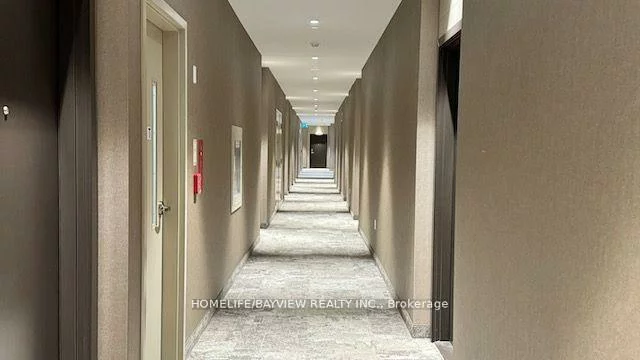 38, Honeycrisp, Vaughan Corporate Centre, Vaughan