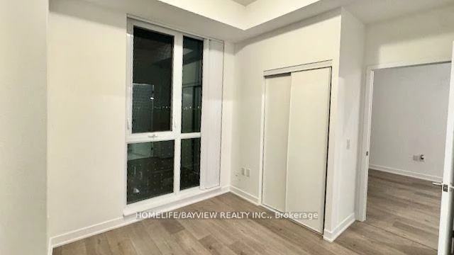 38, Honeycrisp, Vaughan Corporate Centre, Vaughan