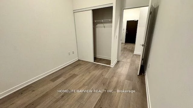 38, Honeycrisp, Vaughan Corporate Centre, Vaughan